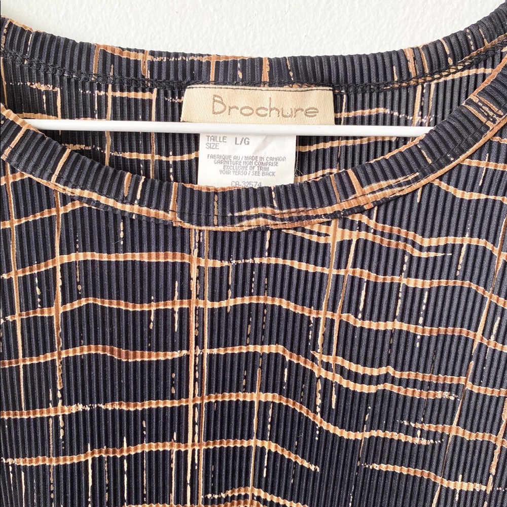 Vintage Patterned Blouse - Picture 4 of 4